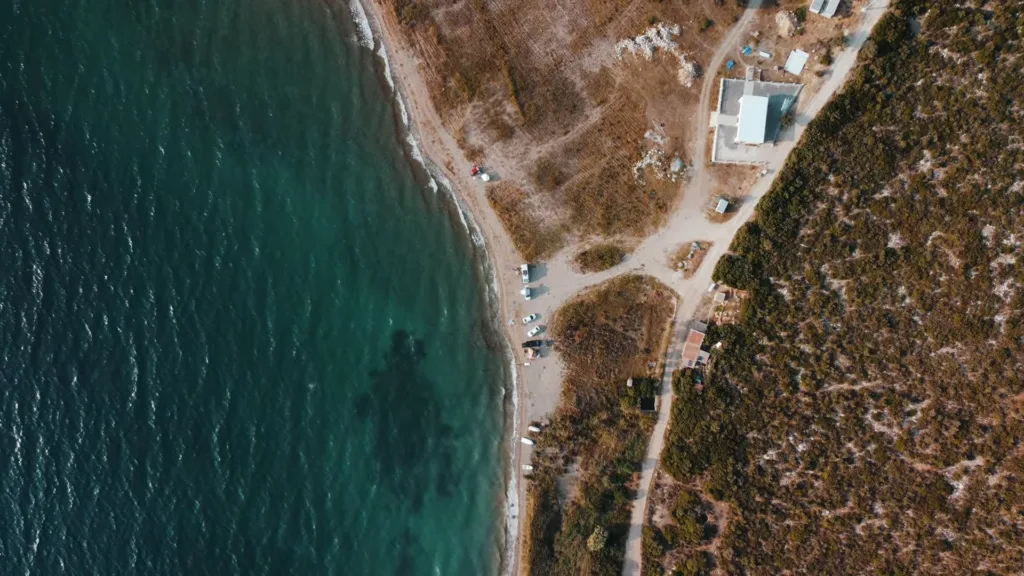 karaburunun bakir koyları