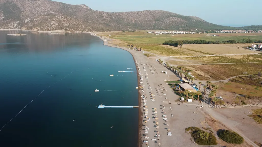 Karaburunun bakir koyları